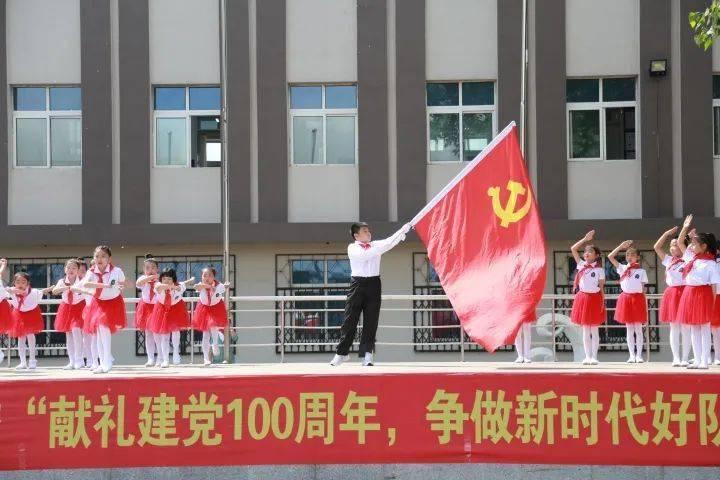 救援美丽小天使